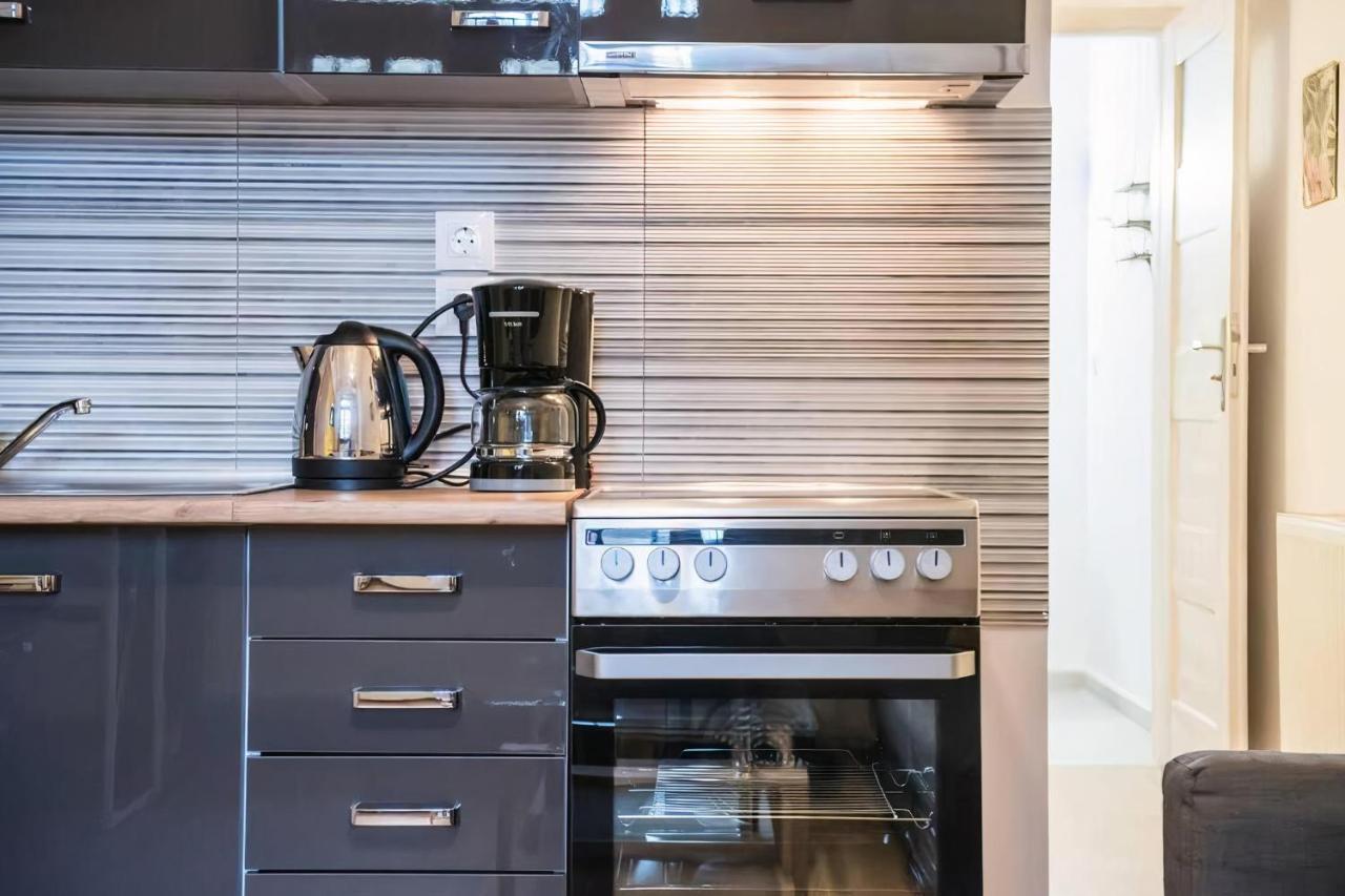 Yellow Geranium Apartment Thessaloníki Ngoại thất bức ảnh